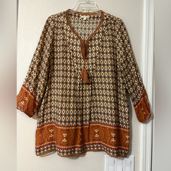 Pleione Tops - Pleione Lightweight Beautiful Colorful Relaxed Tie Front Tunic. Elastic 3/4 cuff
